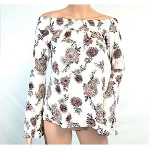 Ultra Flirt Off the Shoulder Floral Top size Small